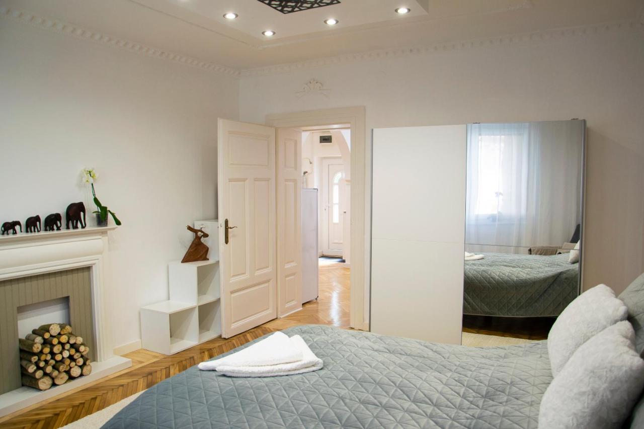Season One Apartman Seghedin Exterior foto