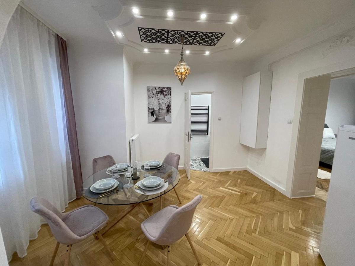 Season One Apartman Seghedin Exterior foto