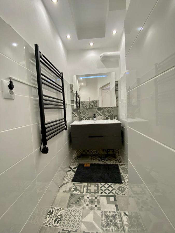 Season One Apartman Seghedin Exterior foto