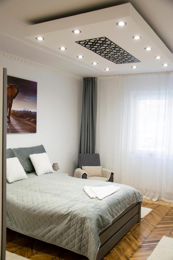 Season One Apartman Seghedin Exterior foto
