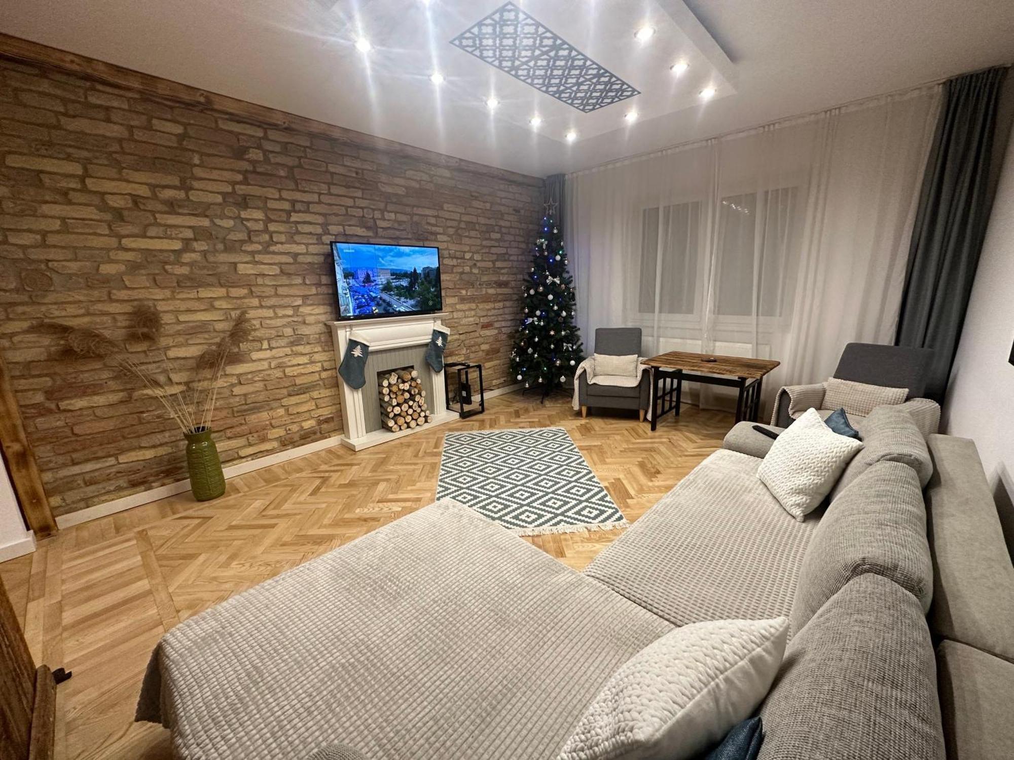 Season One Apartman Seghedin Exterior foto