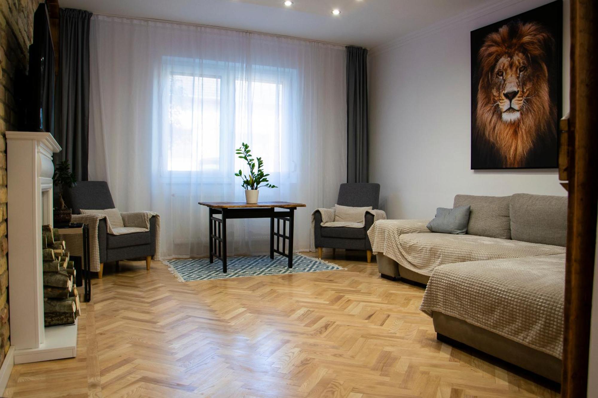 Season One Apartman Seghedin Exterior foto
